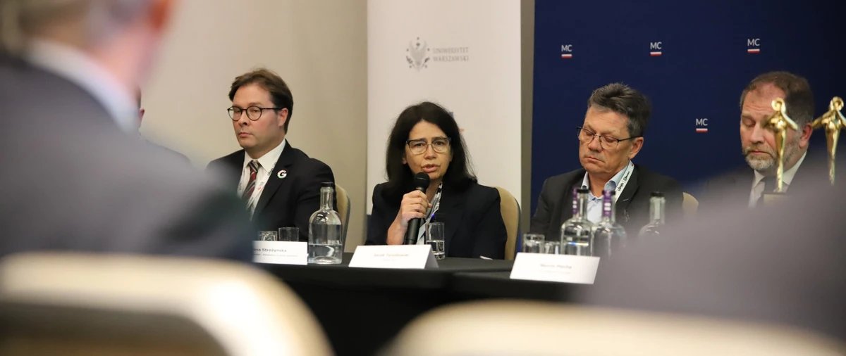 Telekomunikacja w erze AI. Anna Streżyńska na XXXII Forum Teleinformatyki